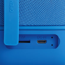 Cargar imagen en el visor de la galería, WIRELESS CUBE BUETOOH SPEAKER BLUE
