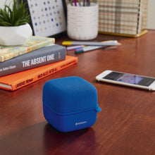 Cargar imagen en el visor de la galería, WIRELESS CUBE BUETOOH SPEAKER BLUE
